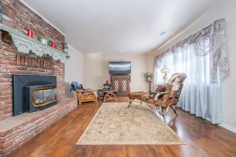 19860 Loop St, Anderson, CA 96007 photo 7