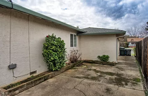 6381 Paso Dr, Redding, CA 96001 photo 37