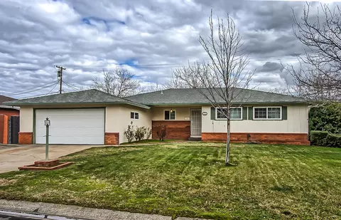 6381 Paso Dr, Redding, CA 96001 photo 1