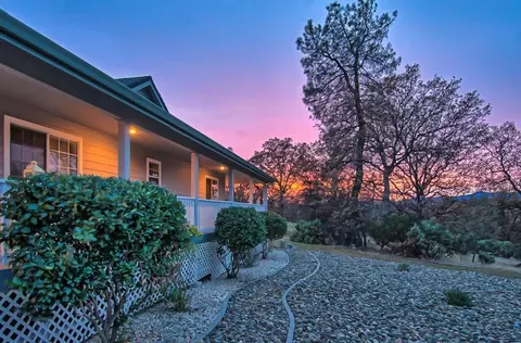 15603 Sol Semete Trl, Redding, CA 96001 photo 3