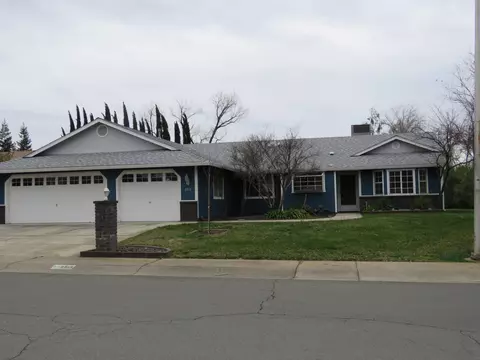2515 Viking Way, Redding, CA 96003 photo 1