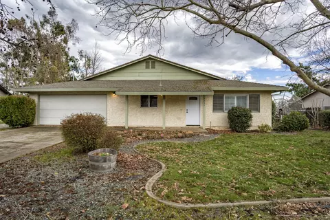 7295 Amigo Way, Redding, CA 96002 photo 1