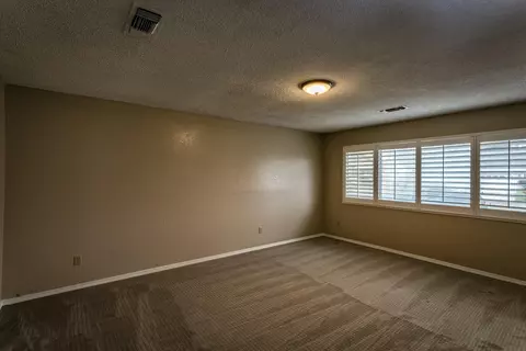7295 Amigo Way, Redding, CA 96002 photo 2