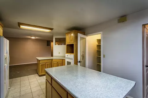 7295 Amigo Way, Redding, CA 96002 photo 7