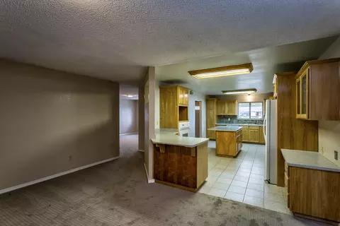 7295 Amigo Way, Redding, CA 96002 photo 9