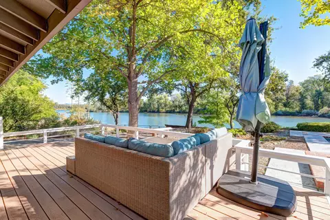 3000 Valentine Ln, Redding, CA 96001 photo 5