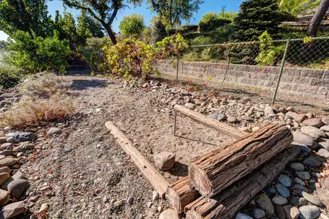 3000 Valentine Ln, Redding, CA 96001 photo 51