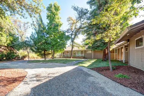 3000 Valentine Ln, Redding, CA 96001 photo 11