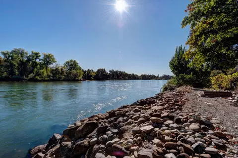 3000 Valentine Ln, Redding, CA 96001 photo 7