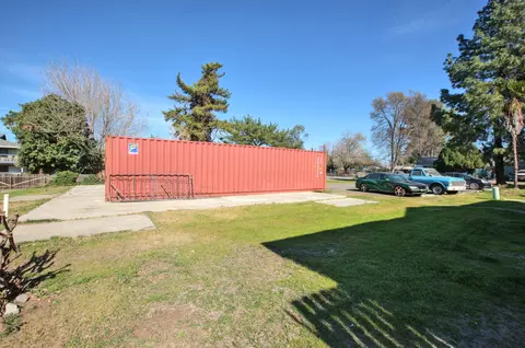 825 Lakeside Dr, Red Bluff, CA 96080 photo 4