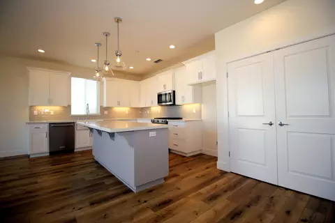 3728 Thomason Trl, Redding, CA 96002 photo 4