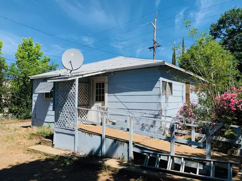 1701 E Cypress Ave, Redding, CA 96002 photo 22