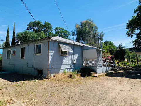 1701 E Cypress Ave, Redding, CA 96002 photo 21