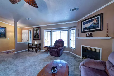 3341 Billings Dr, Redding, CA 96002 photo 6