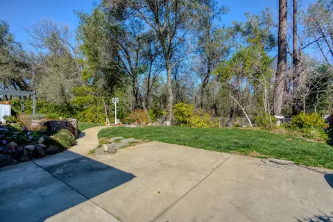1521 Arroyo Manor Dr, Redding, CA 96003 photo 36