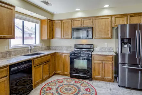 1521 Arroyo Manor Dr, Redding, CA 96003 photo 11