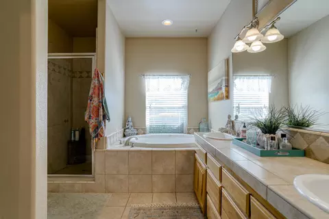 1677 St Andrews Dr, Redding, CA 96003 photo 22