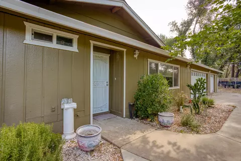 20202 Blue Jay Dr, Redding, CA 96002 photo 4