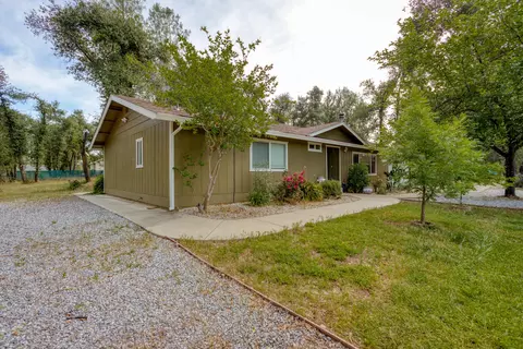 20202 Blue Jay Dr, Redding, CA 96002 photo 5