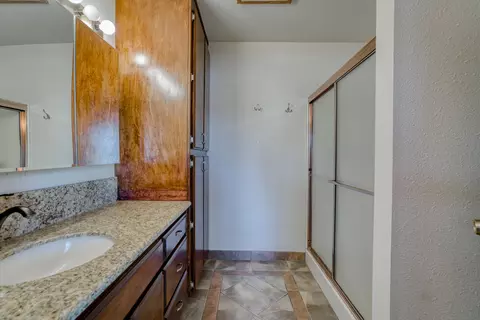 20202 Blue Jay Dr, Redding, CA 96002 photo 40