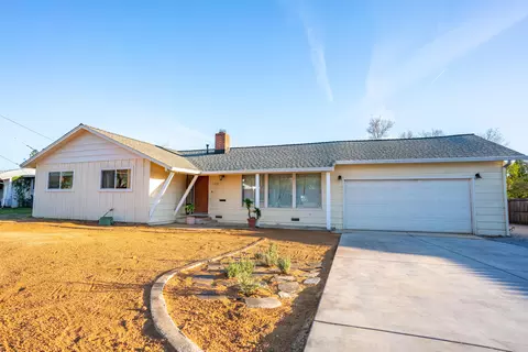 5769 Cascade Dr, Redding, CA 96003 photo 1