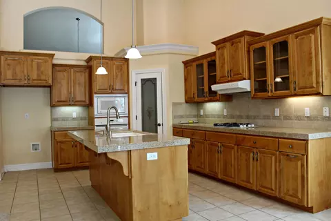 542 Castenda Dr, Redding, CA 96003 photo 11