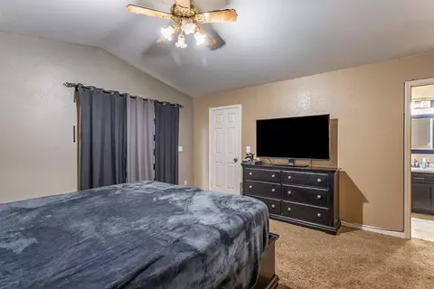520 Springer Dr, Redding, CA 96003 photo 9
