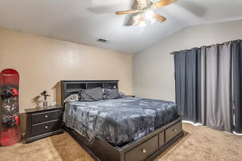 520 Springer Dr, Redding, CA 96003 photo 8