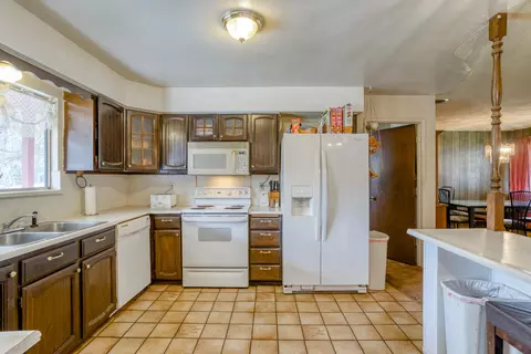 5355 Bogie Ln, Redding, CA 96002 photo 8