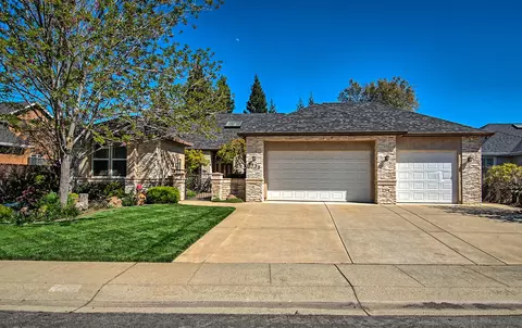 4525 Yellowstone Dr, Redding, CA 96002 photo 2