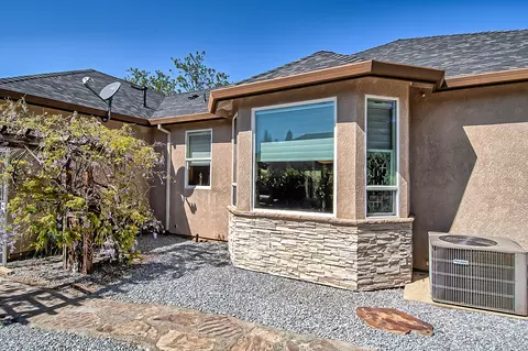 4525 Yellowstone Dr, Redding, CA 96002 photo 12