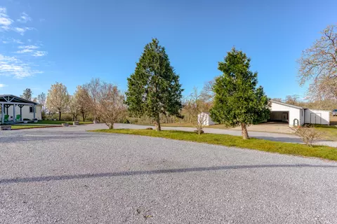 13332 Hidden Oaks Trl, Redding, CA 96003 photo 3
