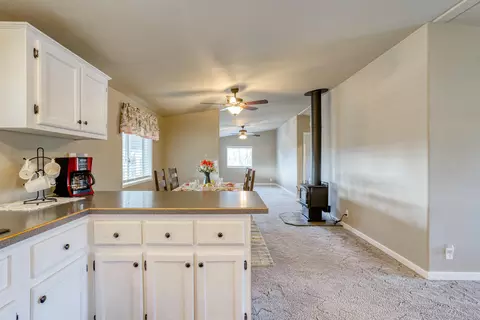 13332 Hidden Oaks Trl, Redding, CA 96003 photo 13