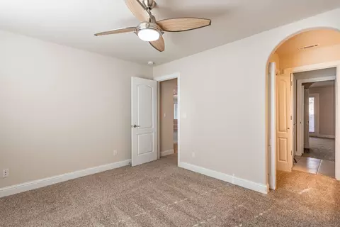 1322 Lakeside Dr, Redding, CA 96001 photo 21