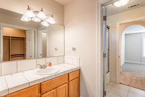 1322 Lakeside Dr, Redding, CA 96001 photo 17