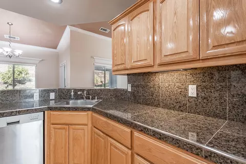 1322 Lakeside Dr, Redding, CA 96001 photo 8