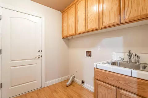 1322 Lakeside Dr, Redding, CA 96001 photo 23