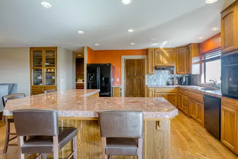 2804 Panorama Dr, Redding, CA 96003 photo 5