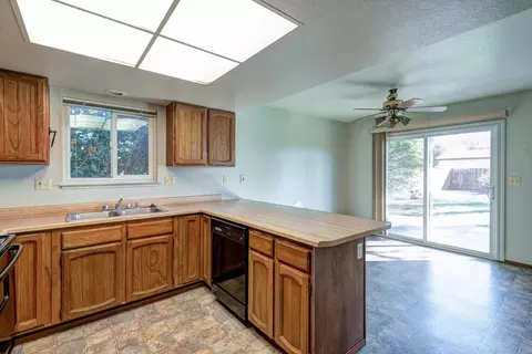 3751 Harrow Ct, Redding, CA 96002 photo 11