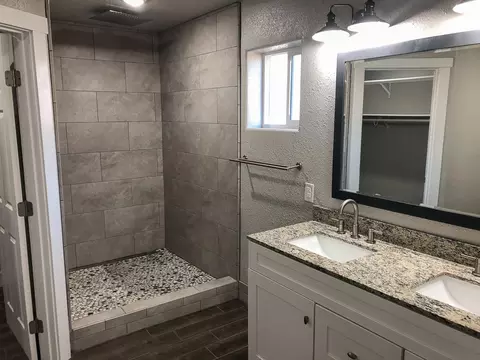 1450 Pleasant St, Redding, CA 96001 photo 12
