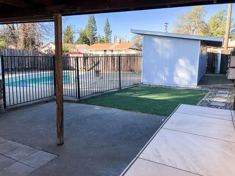 1450 Pleasant St, Redding, CA 96001 photo 24