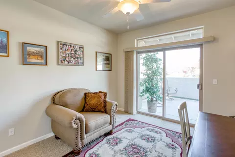 909 Albion Ave, Redding, CA 96003 photo 23