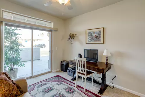 909 Albion Ave, Redding, CA 96003 photo 25
