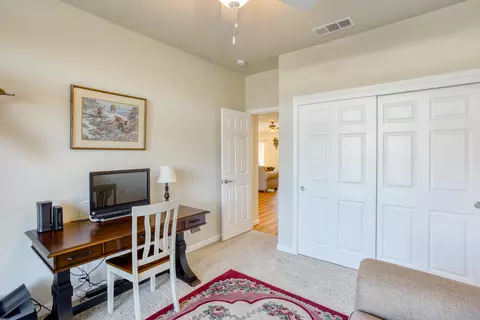 909 Albion Ave, Redding, CA 96003 photo 24
