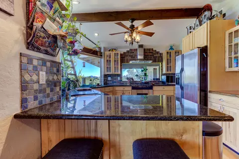 3421 Topaz Ct, Redding, CA 96001 photo 5