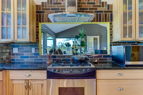 3421 Topaz Ct, Redding, CA 96001 photo 8
