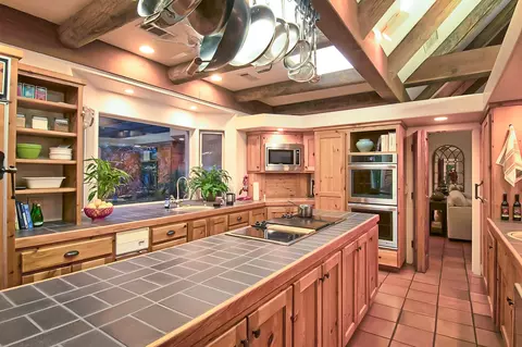 7897 Deer Hollow Ct, Redding, CA 96001 photo 10