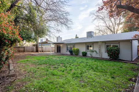 306 Newport Dr, Redding, CA 96001 photo 16