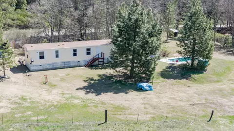 2985 Hyampom Rd, Hayfork, CA 96041 photo 3