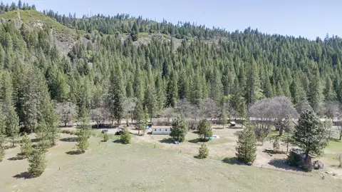 2985 Hyampom Rd, Hayfork, CA 96041 photo 2